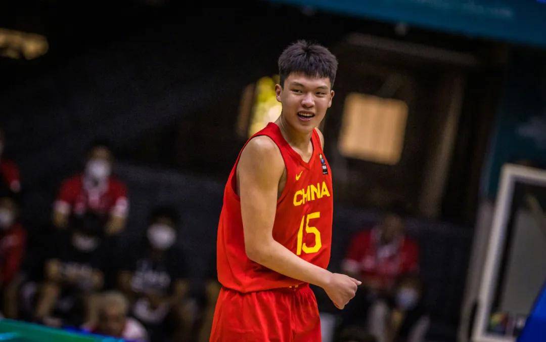 中国篮协宣布！同意杨瀚森退出亚洲杯！专注备战NBA新赛季