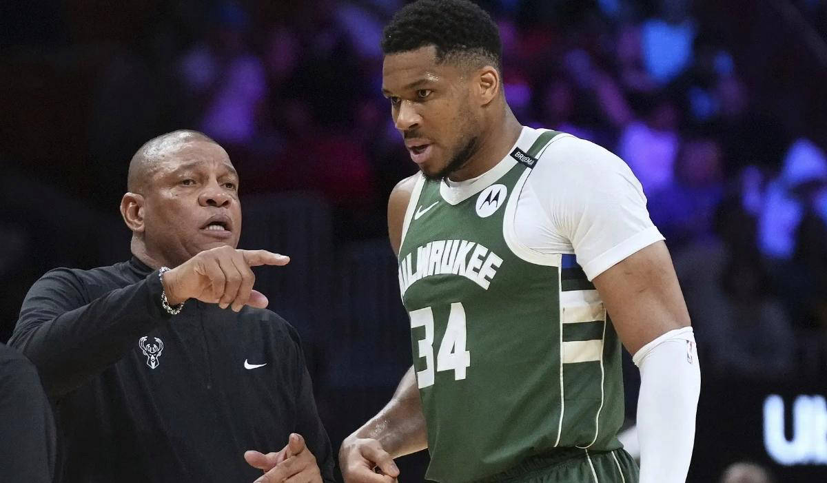 九游体育网址-字母哥或将离队加盟纽约尼克斯:联盟格局或生变