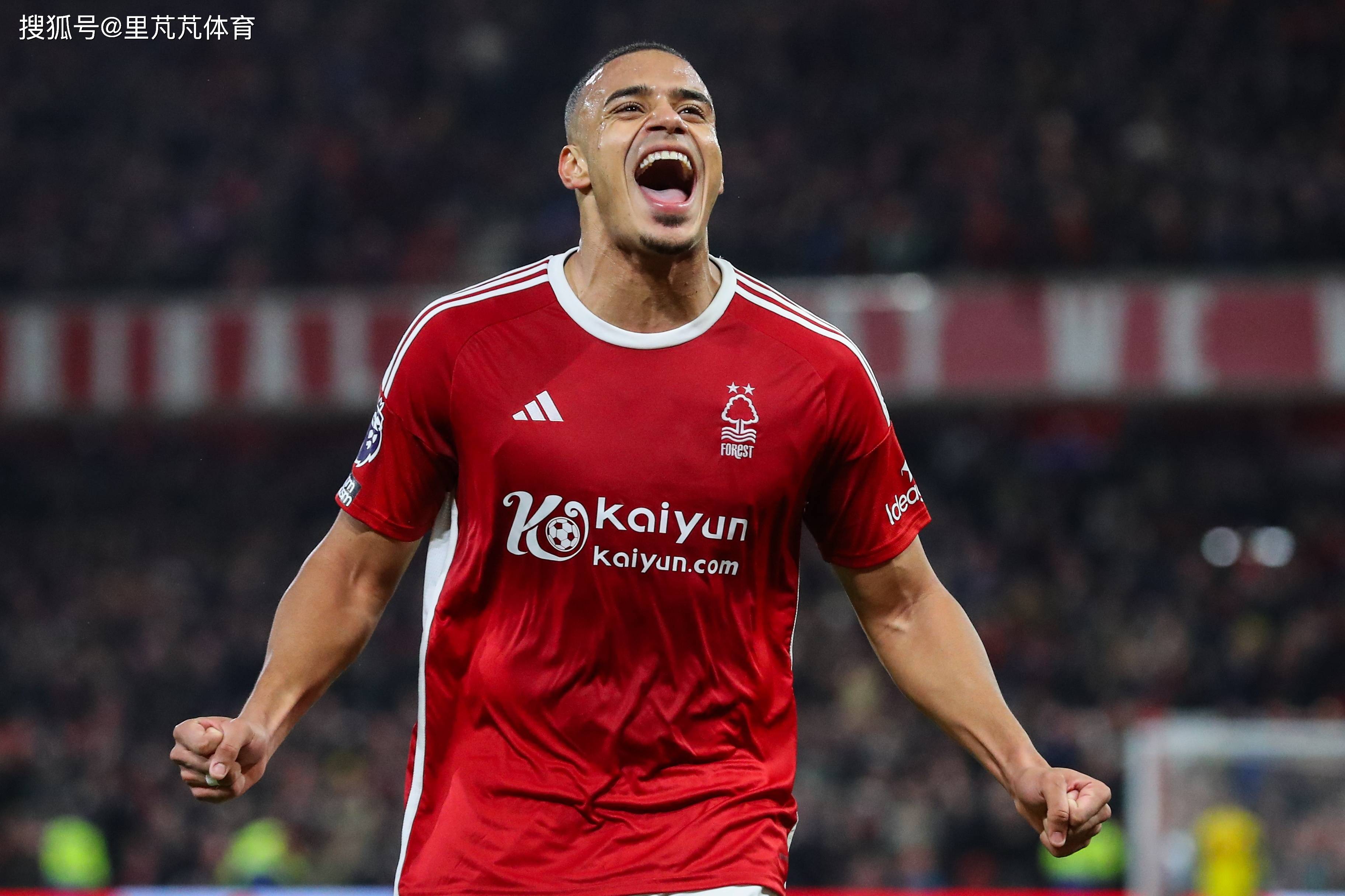 一日英超动向:拉门斯自信会在曼联证实自己,媒体对比阿尔特塔阿莫林