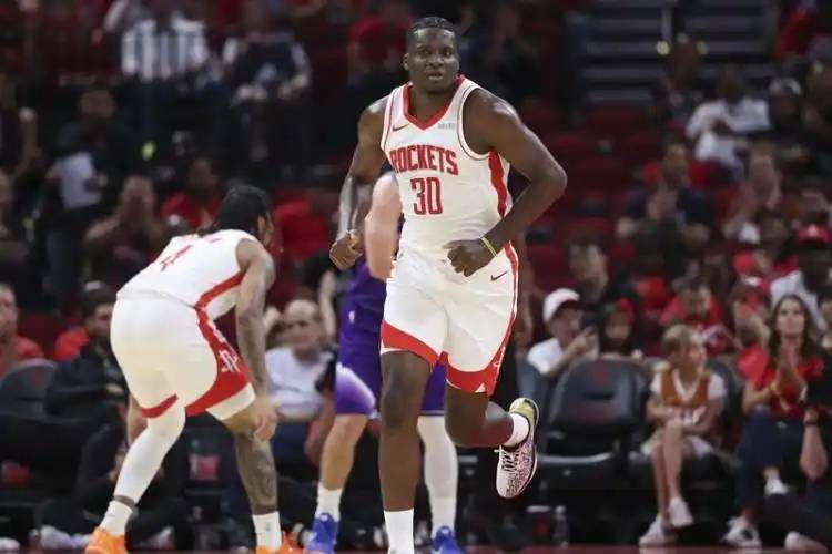 再见范乔丹!火箭、魔术酝酿3换1交易,1米96后卫空降休斯顿